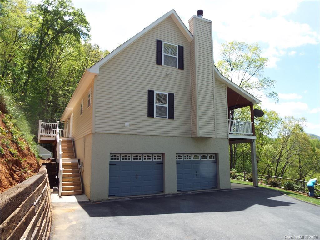 106 Signal Ridge, Unit 15 Sylva, NC 28779 - Photo 1 of 41 Gallery Image 1