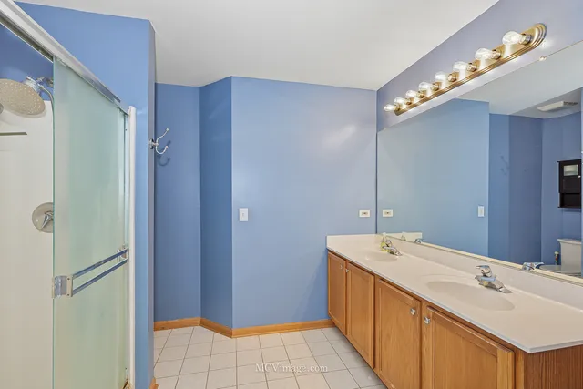 $399,900 | 2045 Winding Lakes Drive, Plainfield, IL 60586