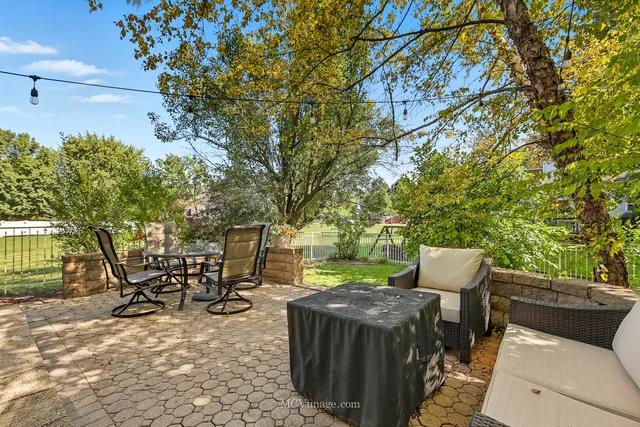 $399,900 | 2045 Winding Lakes Drive, Plainfield, IL 60586