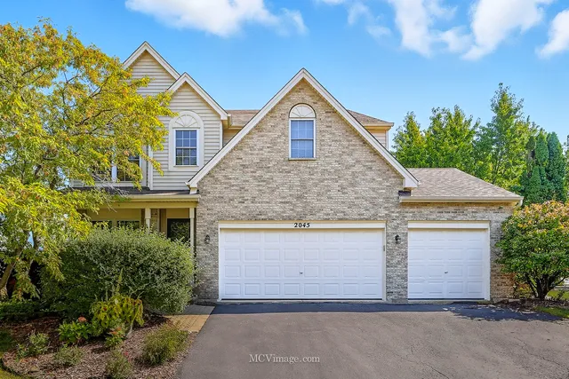 $399,900 | 2045 Winding Lakes Drive, Plainfield, IL 60586