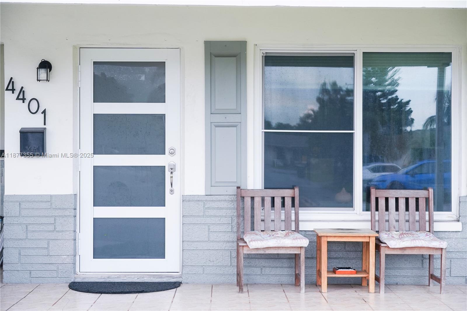 4401 Northwest 45th Street Tamarac, FL 33319 - Photo 2 of 26