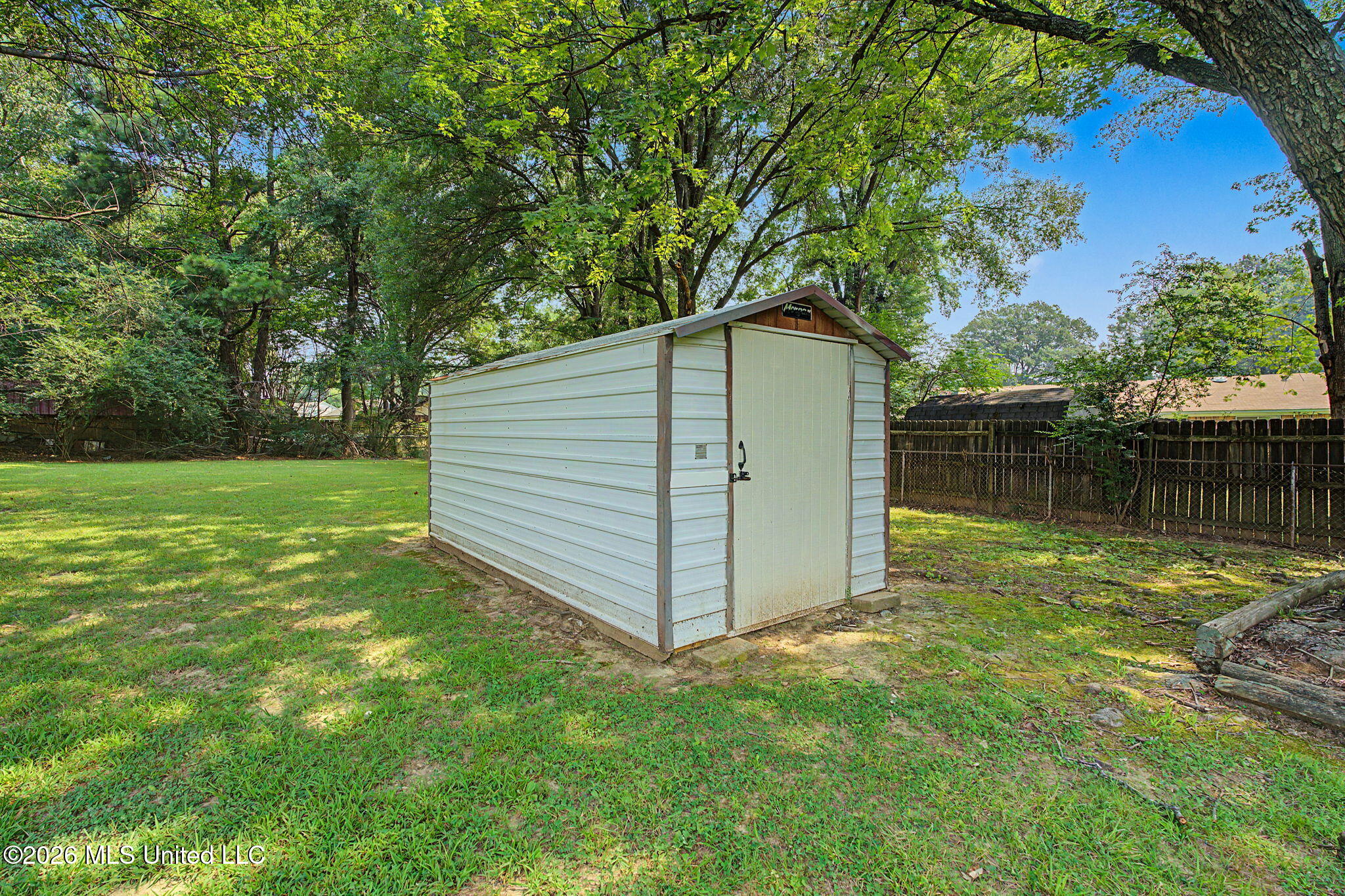 954 Boulder Road Southaven, MS 38671 - Photo 25 of 31 Storage Shed