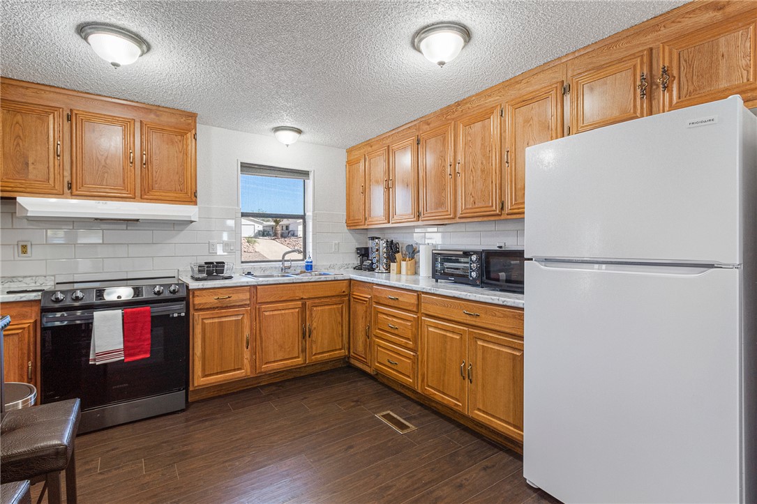 773 Pegasus Ranch Road Bullhead City, AZ 86429 - Photo 7 of 35 Gallery Image 7