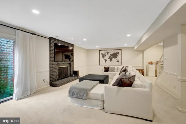 $9,900 | 6305 Dunaway Court, McLean, VA 22101