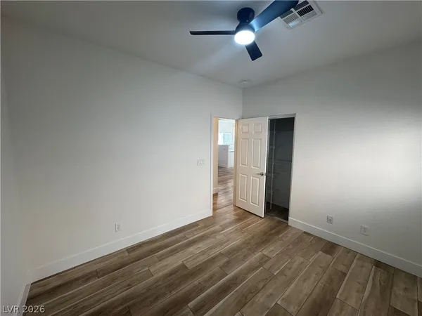 $2,100 | 6481 Moss Bluff Court, Las Vegas, NV 89141