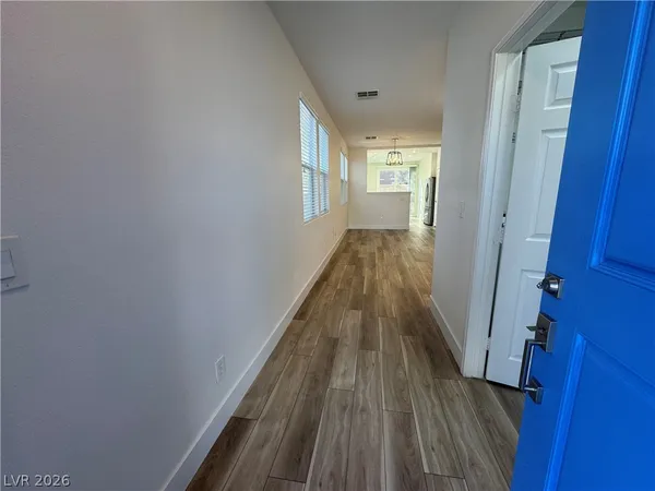 $2,100 | 6481 Moss Bluff Court, Las Vegas, NV 89141