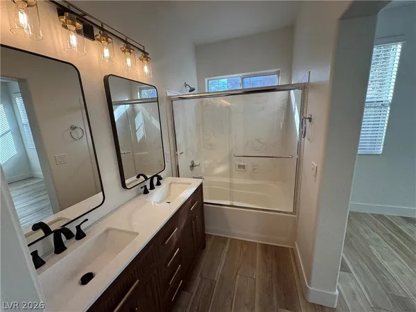 $2,100 | 6481 Moss Bluff Court, Las Vegas, NV 89141