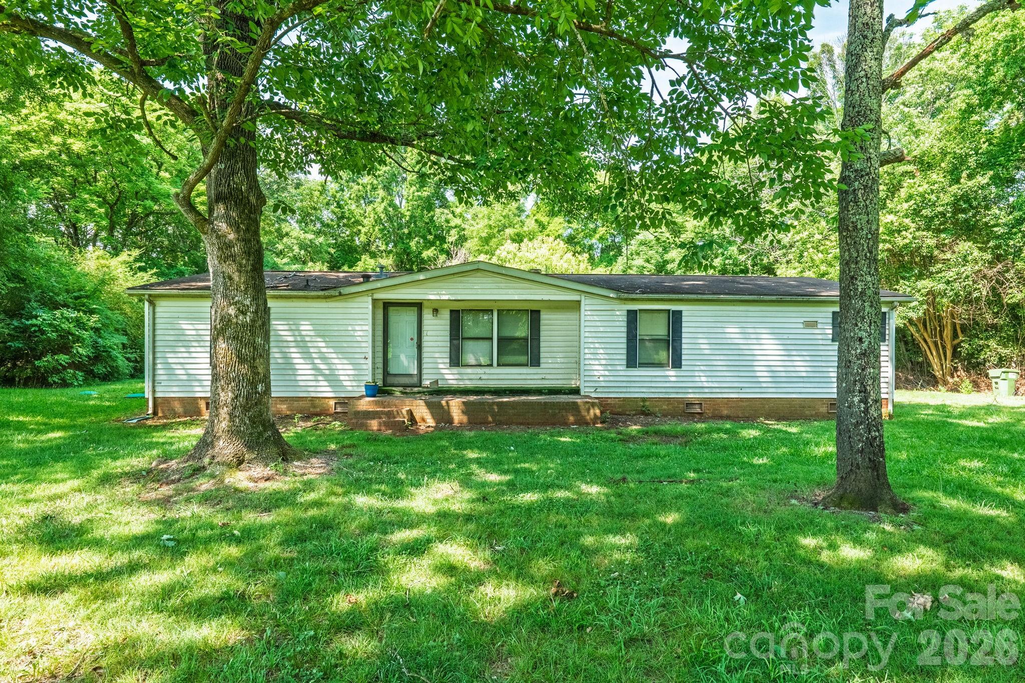 11101 Coble Road Charlotte, NC 28227 - Photo 1 of 24 Gallery Image 1