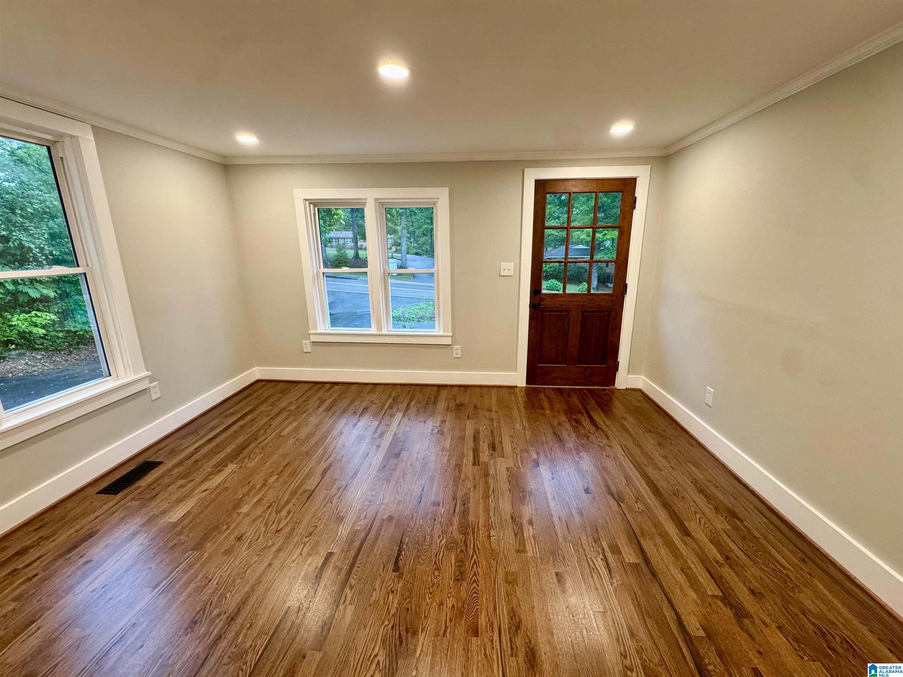 2973 Green Valley Road Birmingham, AL 35243 - Photo 12 of 27 Gallery Image 12