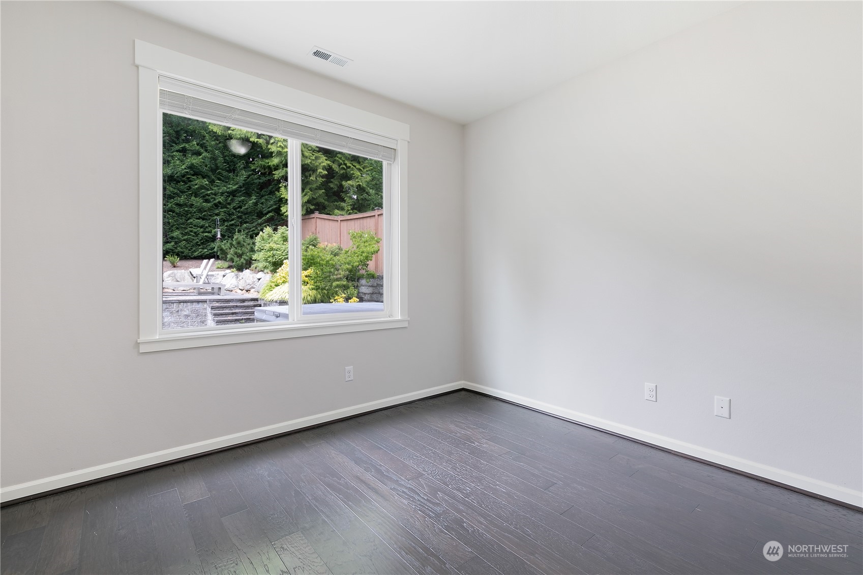 19419 109th Court Northeast Bothell, WA 98011 - Photo 11 of 38 Gallery Image 11