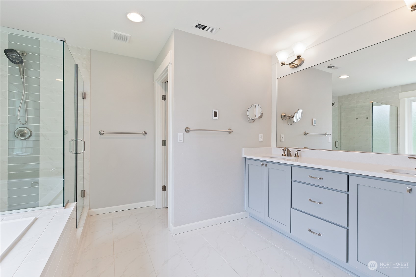 19419 109th Court Northeast Bothell, WA 98011 - Photo 17 of 38 Gallery Image 17