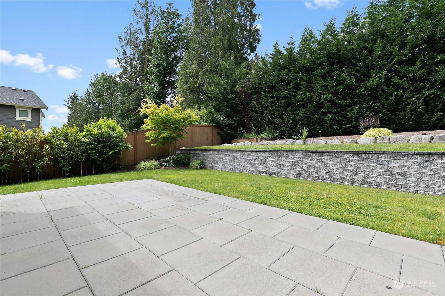 19419 109th Court Northeast Bothell, WA 98011 - Photo 32 of 38 Gallery Image 32
