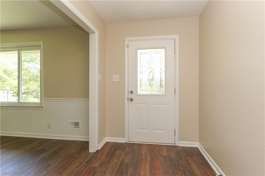 6704 Sargent Road Indianapolis, IN 46256 - Photo 4 of 22 Gallery Image 4