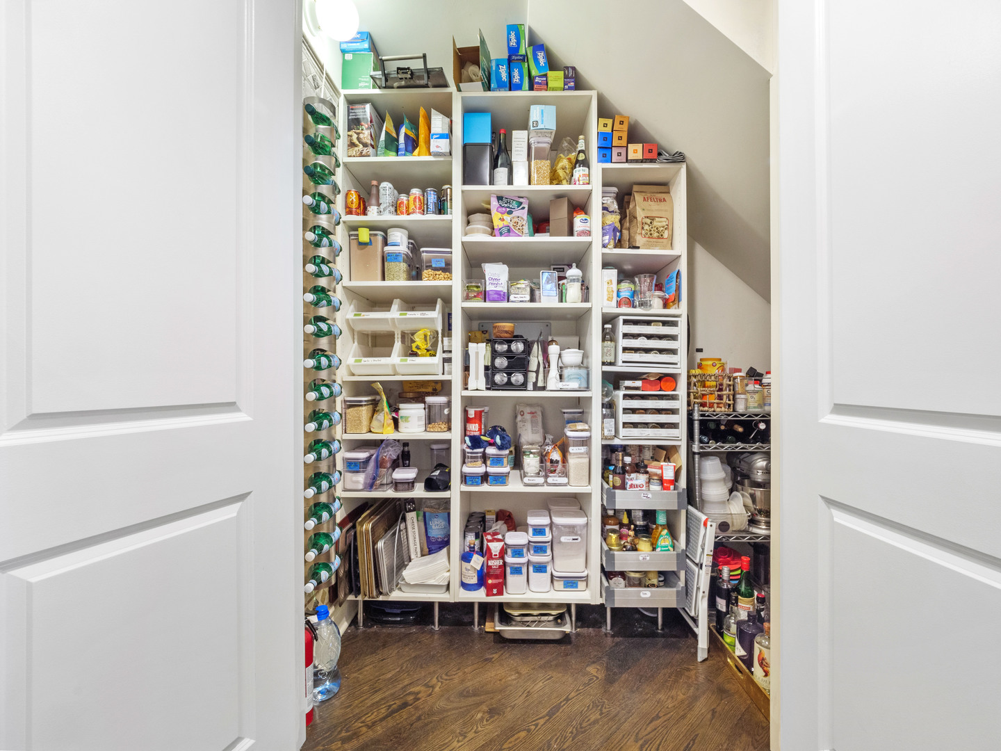 100 South Sangamon Street, Unit 4S Chicago, IL 60607 - Photo 18 of 37 Gallery Image 18