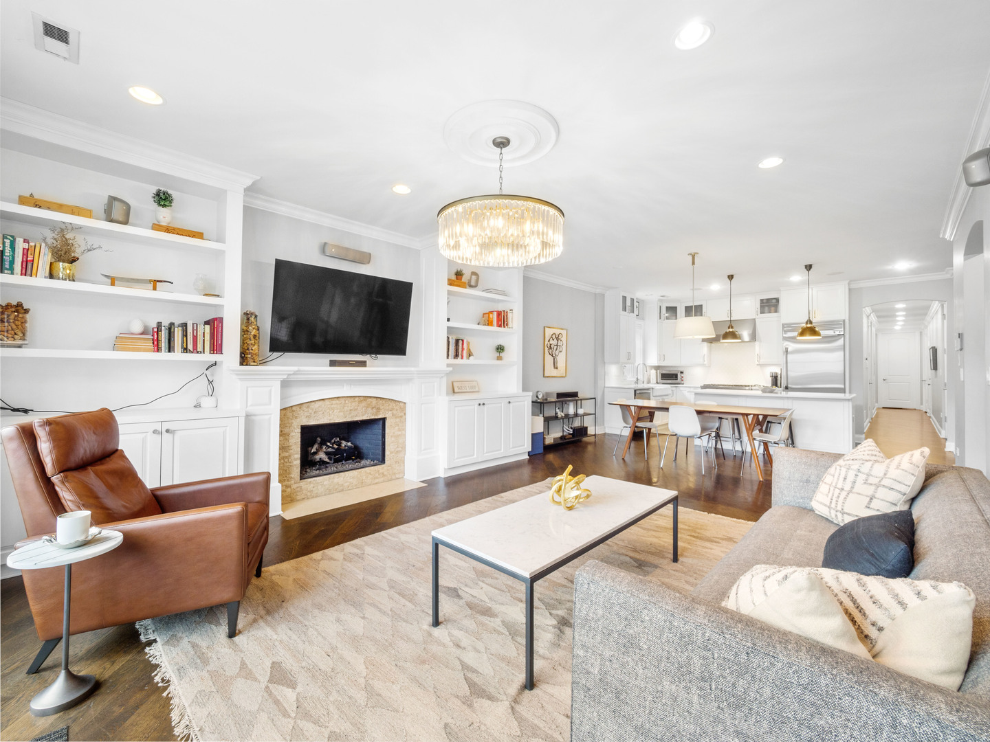 100 South Sangamon Street, Unit 4S Chicago, IL 60607 - Photo 3 of 37 Gallery Image 3