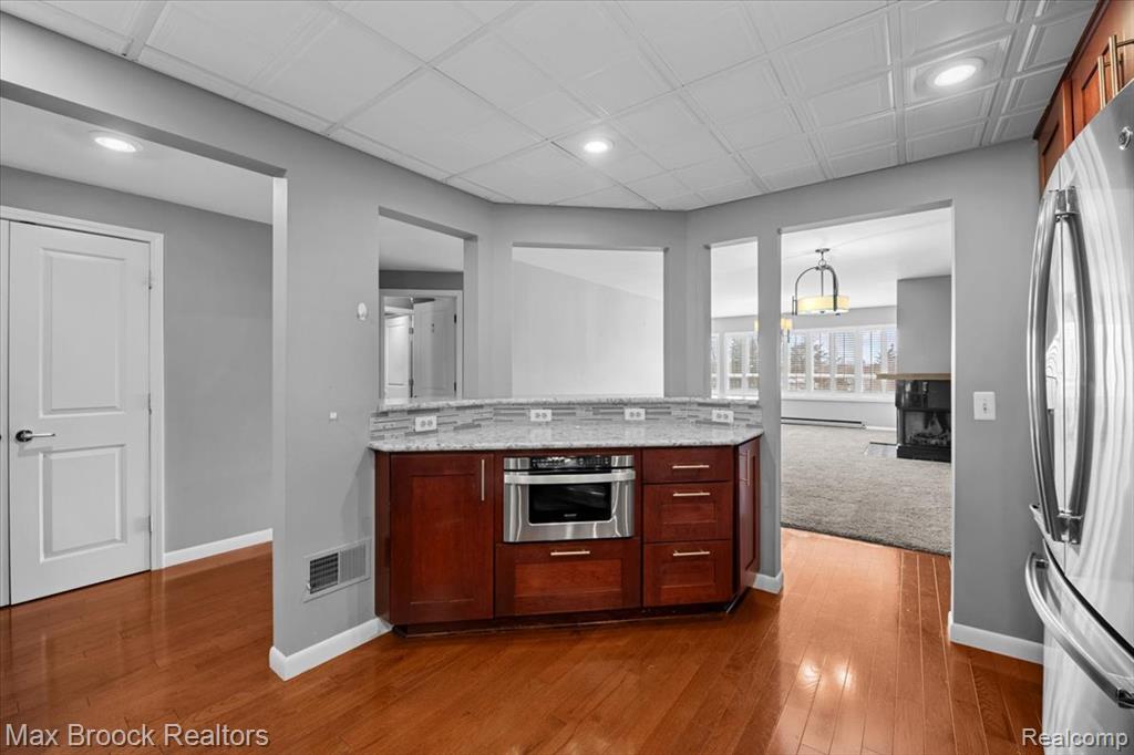 969 Green View Court, Unit 42 Rochester Hills, MI 48307 - Photo 11 of 41