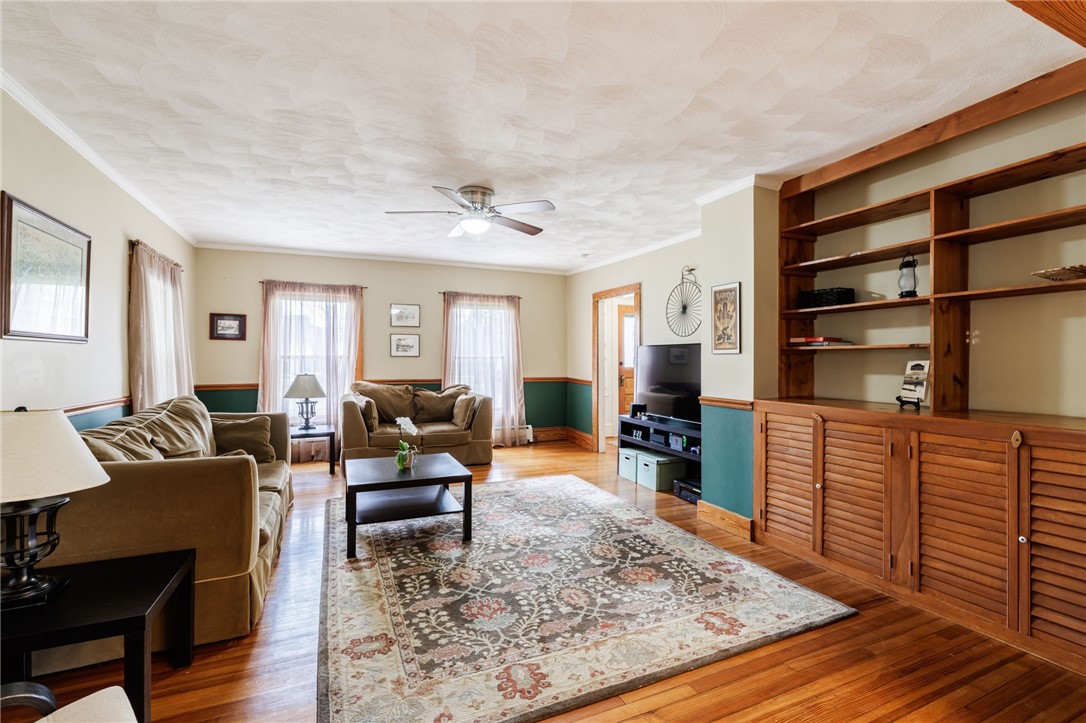 1116 Whitney Road East Perinton, NY 14450 - Photo 6 of 34