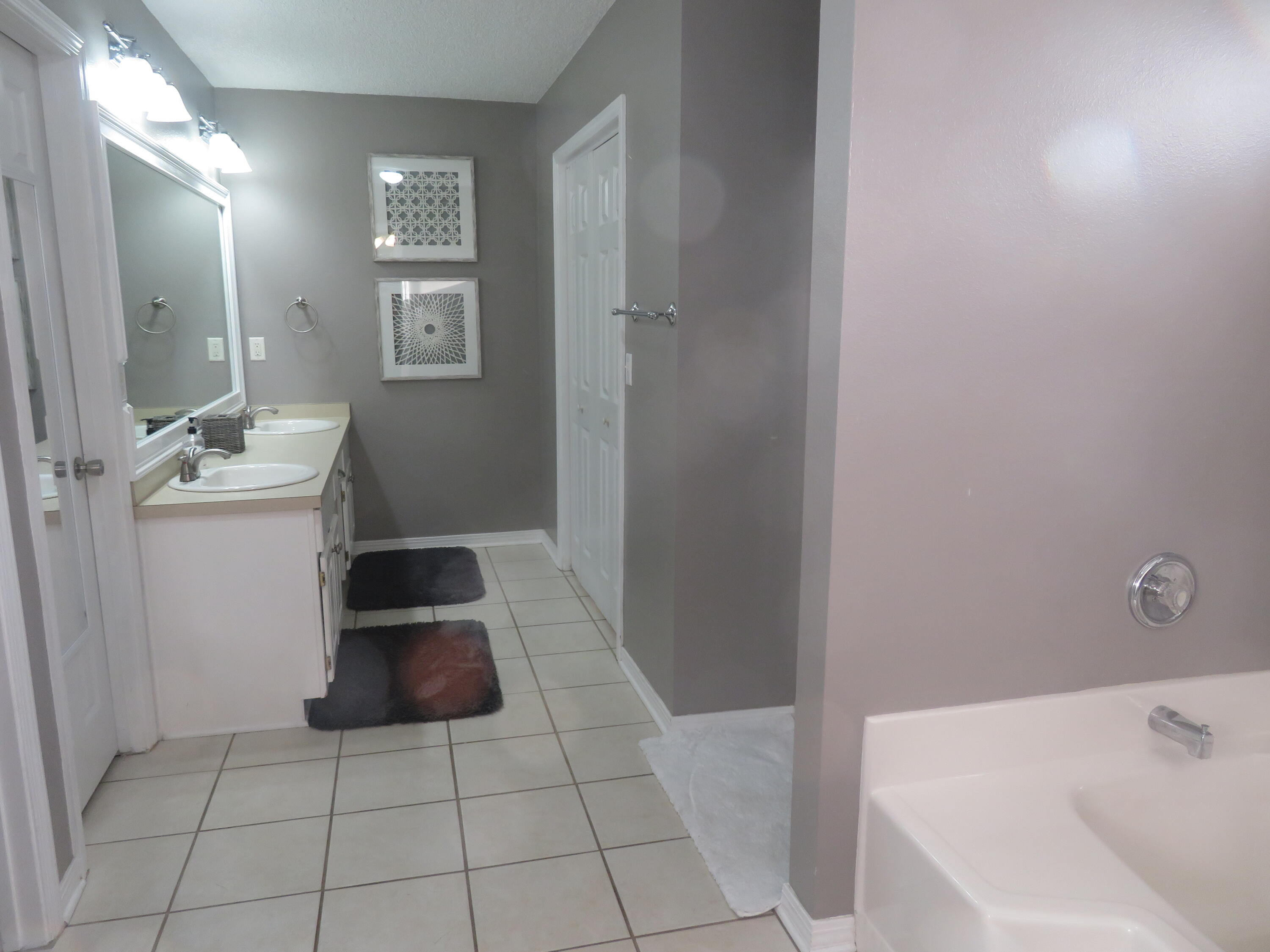 7556 Woodmont Road Navarre, FL 32566 - Photo 11 of 24 Gallery Image 11
