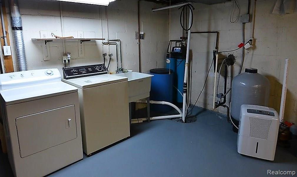 11184 Linden Road Linden, MI 48451 - Photo 20 of 30 TRANSFERRABLE WARRANTY ON SOME ITEMS