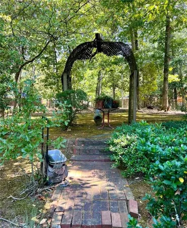 $2,040 | 2560 Wood Valley Drive, East Point, GA 30344