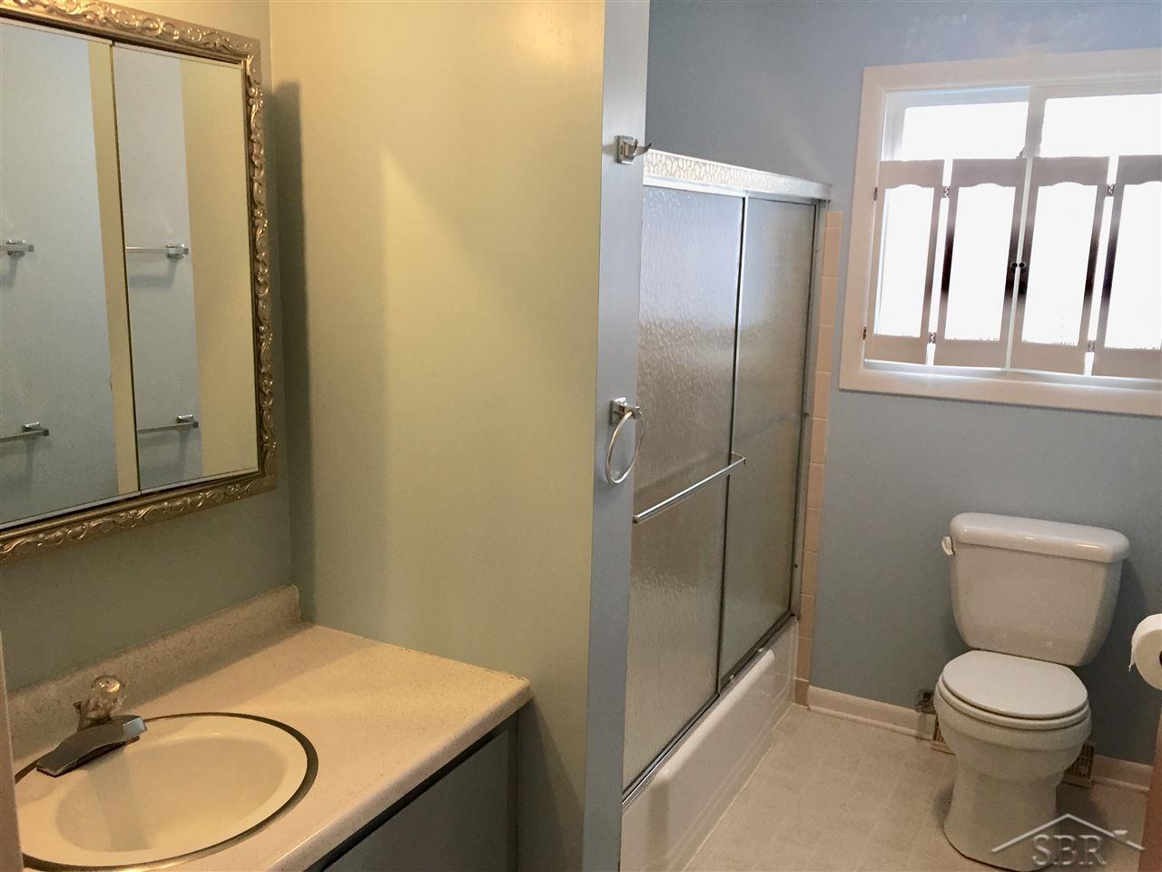 9888 West Freeland Road Freeland, MI 48623 - Photo 18 of 22 Full Bath