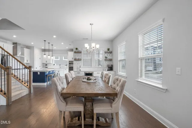 $550,000 | 811 Amley Place, Apex, NC 27523