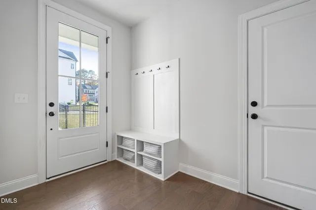 $550,000 | 811 Amley Place, Apex, NC 27523