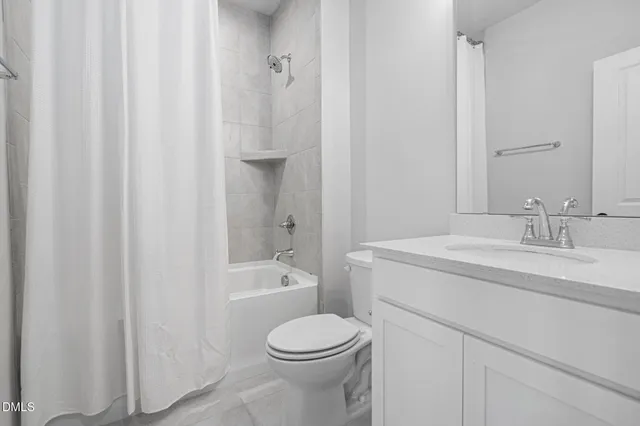 $550,000 | 811 Amley Place, Apex, NC 27523