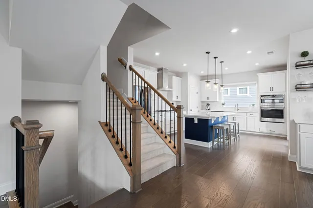 $550,000 | 811 Amley Place, Apex, NC 27523