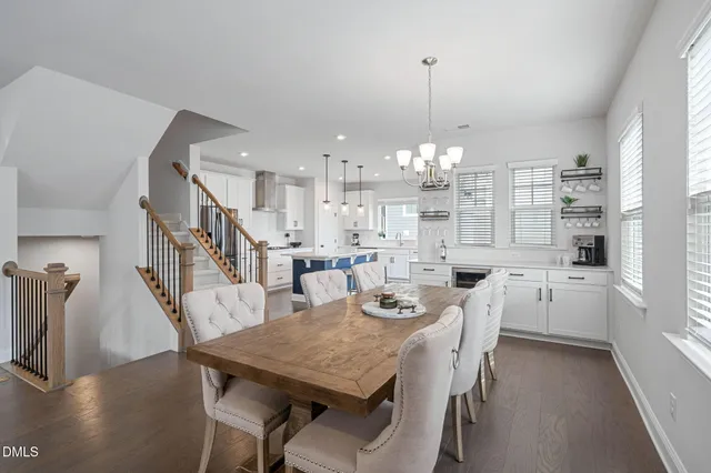 $550,000 | 811 Amley Place, Apex, NC 27523