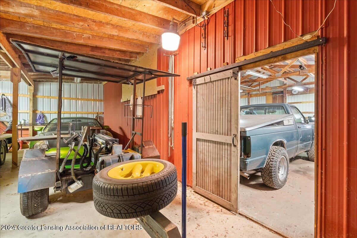 9978 Stoll Road Haslett, MI 48840 - Photo 34 of 51 50-Media Jett - 50
