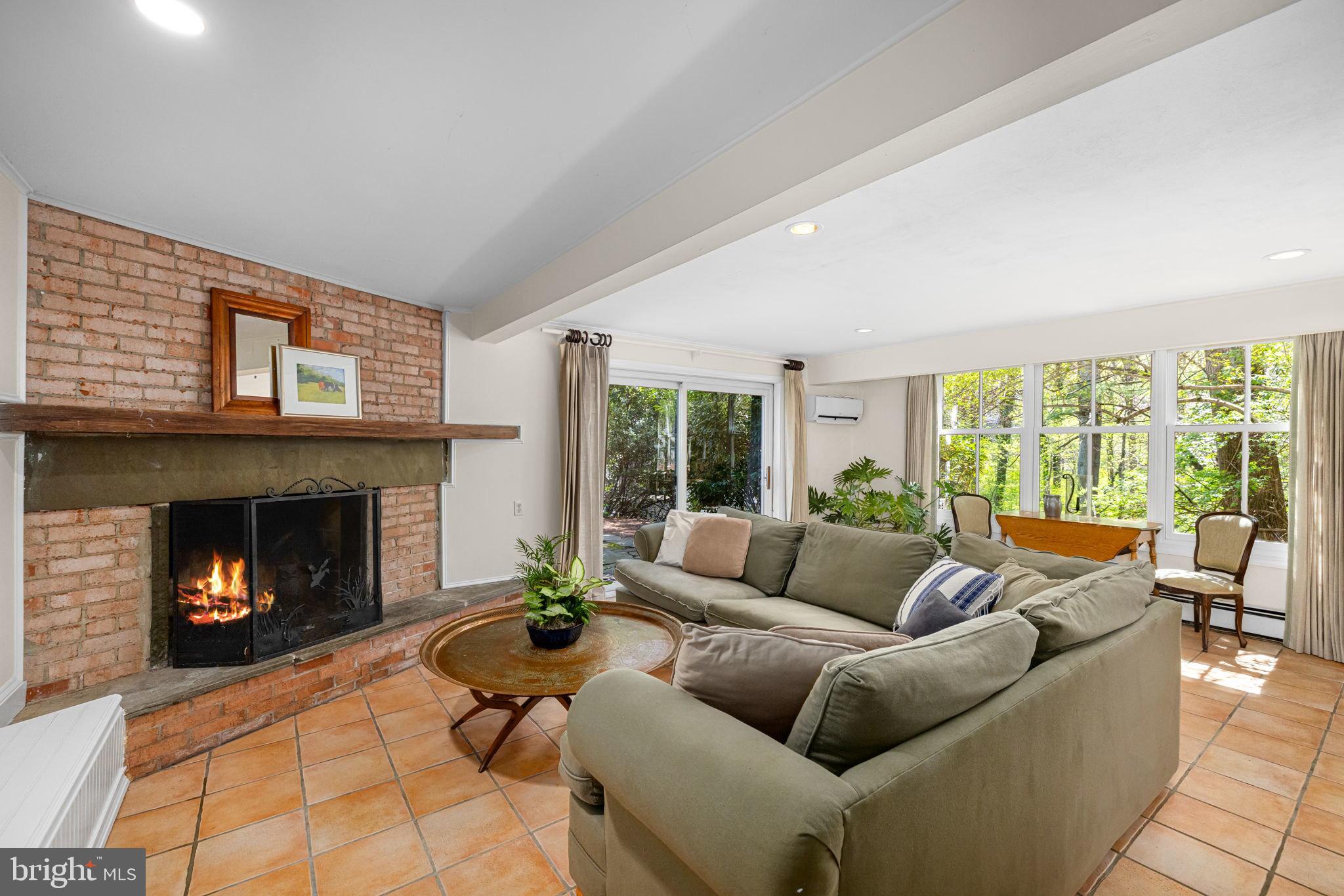 6139 Franklin Park Road McLean, VA 22101 - Photo 26 of 49 a living room with furniture and a fireplace