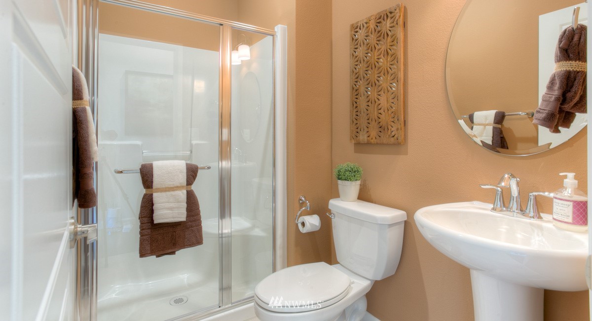 19428 9th Avenue Southeast, Unit 14 Bothell, WA 98012 - Photo 4 of 23