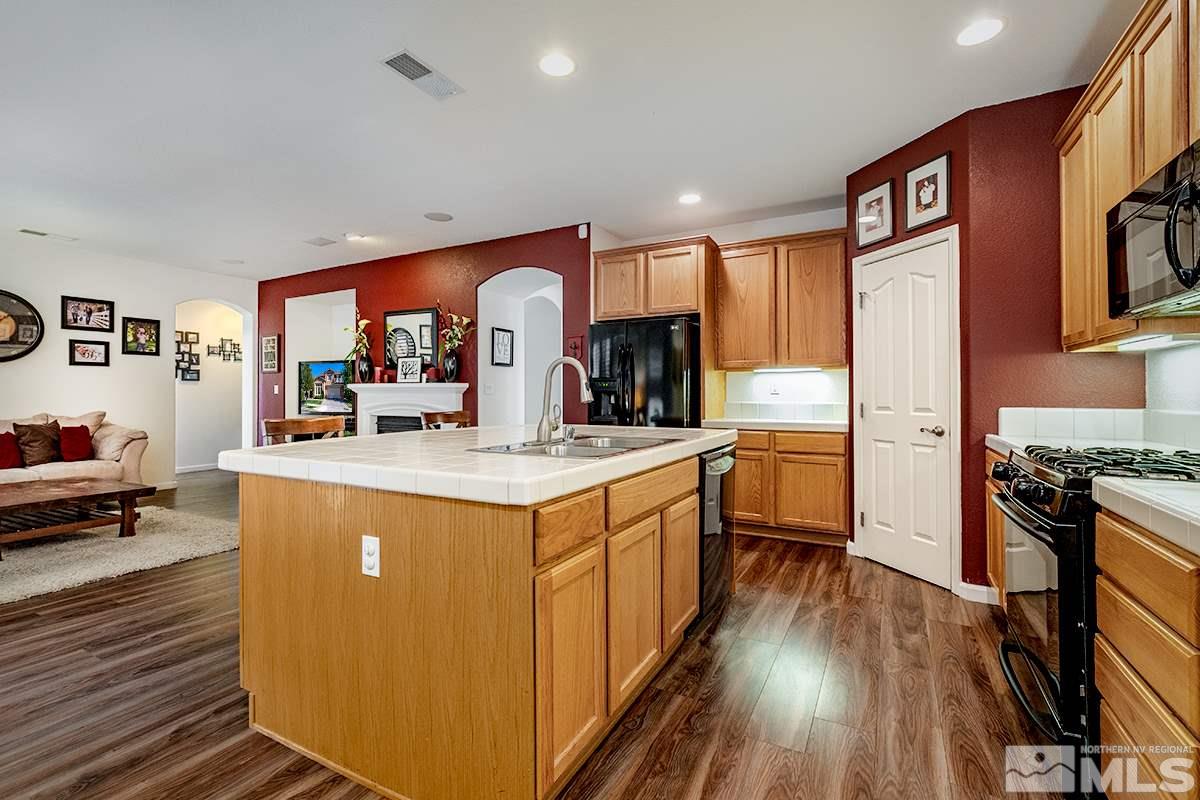 7270 Provence Circle Reno, NV 89523 - Photo 8 of 25 Photo 8