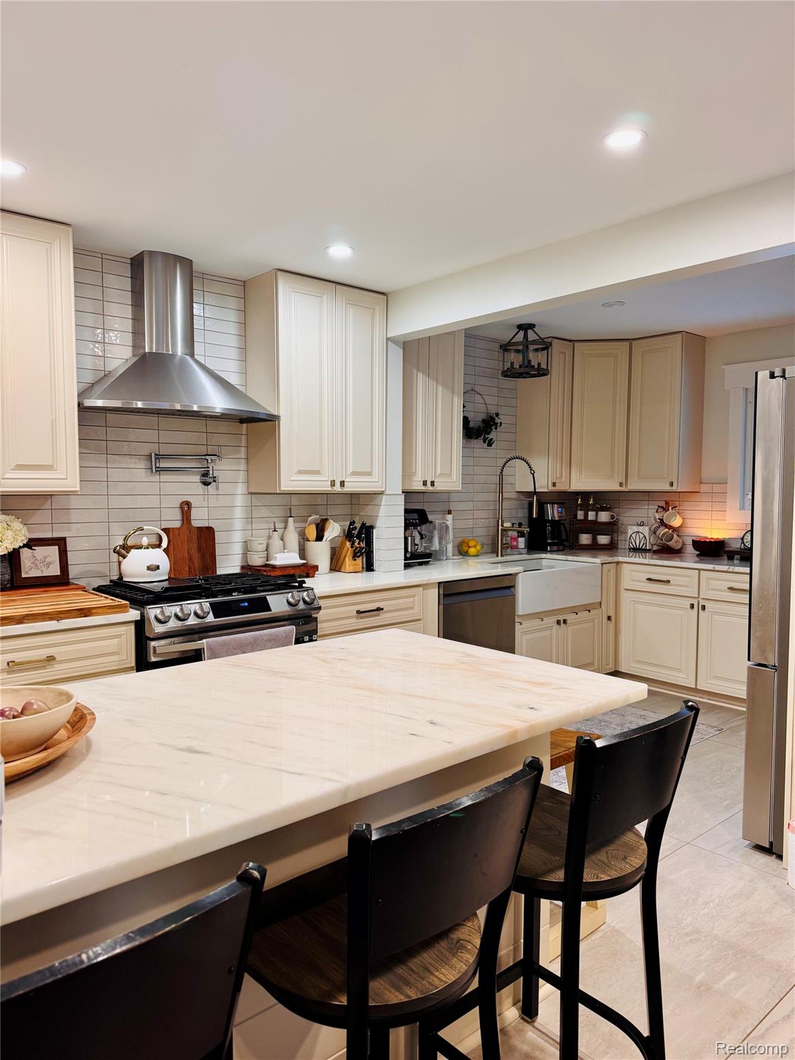 48200 Judd Road Belleville, MI 48111 - Photo 12 of 45 Judd Rd Kitchen.jpg