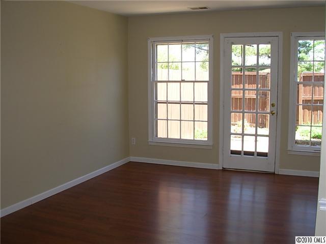 8400 Knights Bridge Road, Unit 132 Charlotte, NC 28210 - Photo 2 of 15 Gallery Image 2