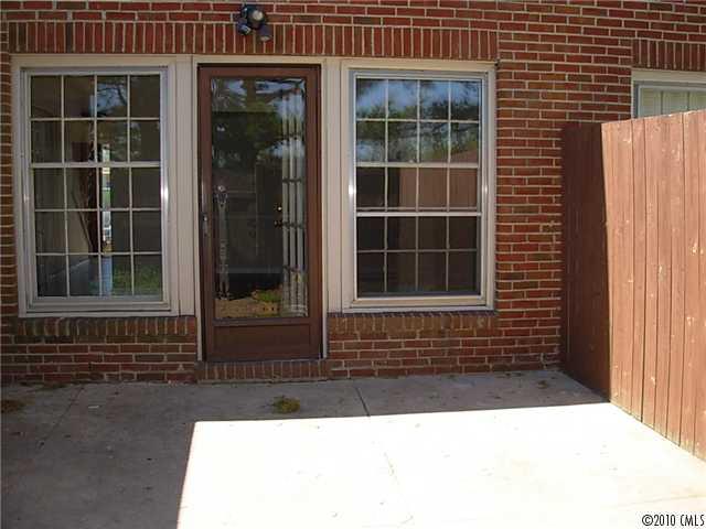 8400 Knights Bridge Road, Unit 132 Charlotte, NC 28210 - Photo 13 of 15 Gallery Image 13