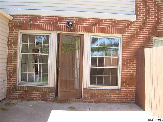 8400 Knights Bridge Road, Unit 132 Charlotte, NC 28210 - Photo 14 of 15 Gallery Image 14