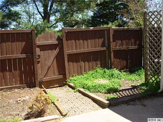 8400 Knights Bridge Road, Unit 132 Charlotte, NC 28210 - Photo 15 of 15 Gallery Image 15