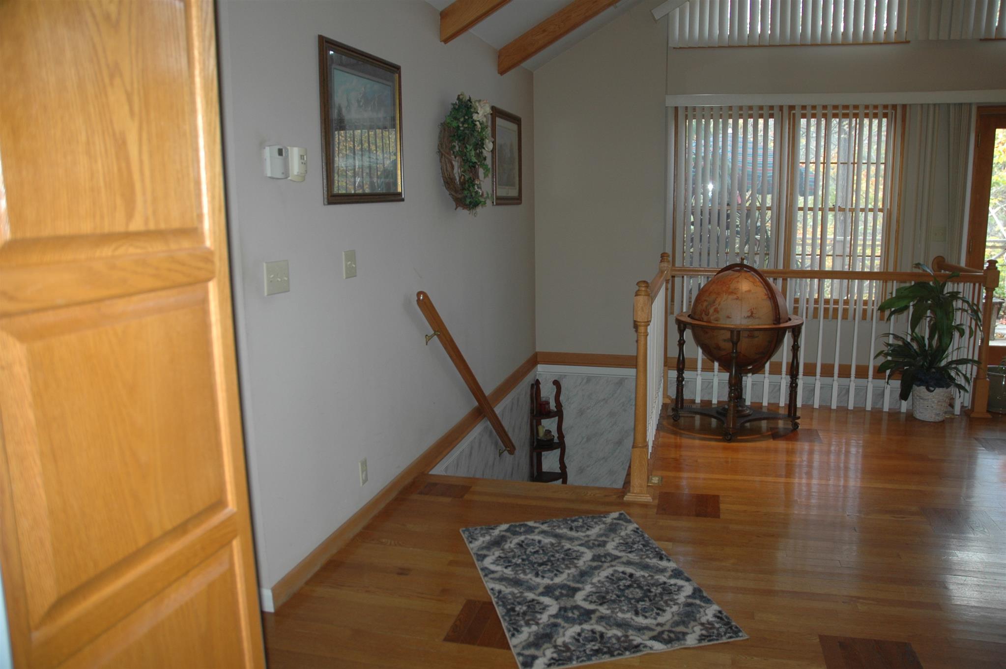 8765 Griffith Road Nashville, TN 37221 - Photo 18 of 27 Entry into the main living area
