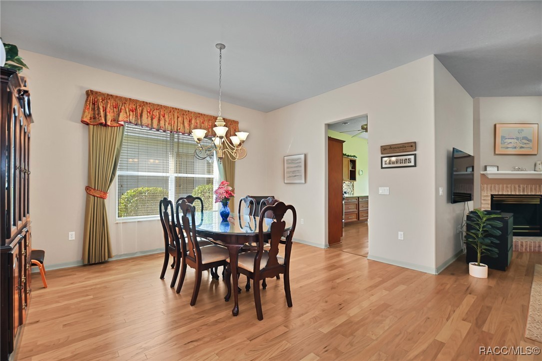 6 Byrsonima Loop Homosassa, FL 34446 - Photo 9 of 48 DINING AREA 2