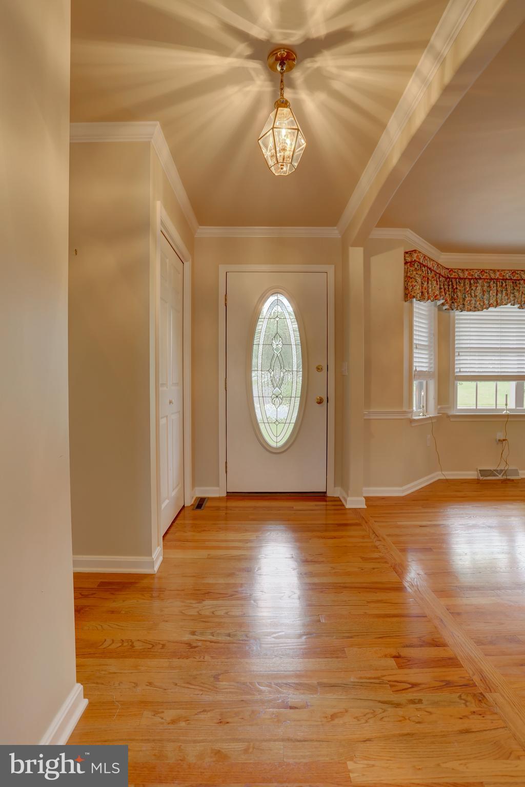 359 Portland Place Lititz, PA 17543 - Photo 4 of 38