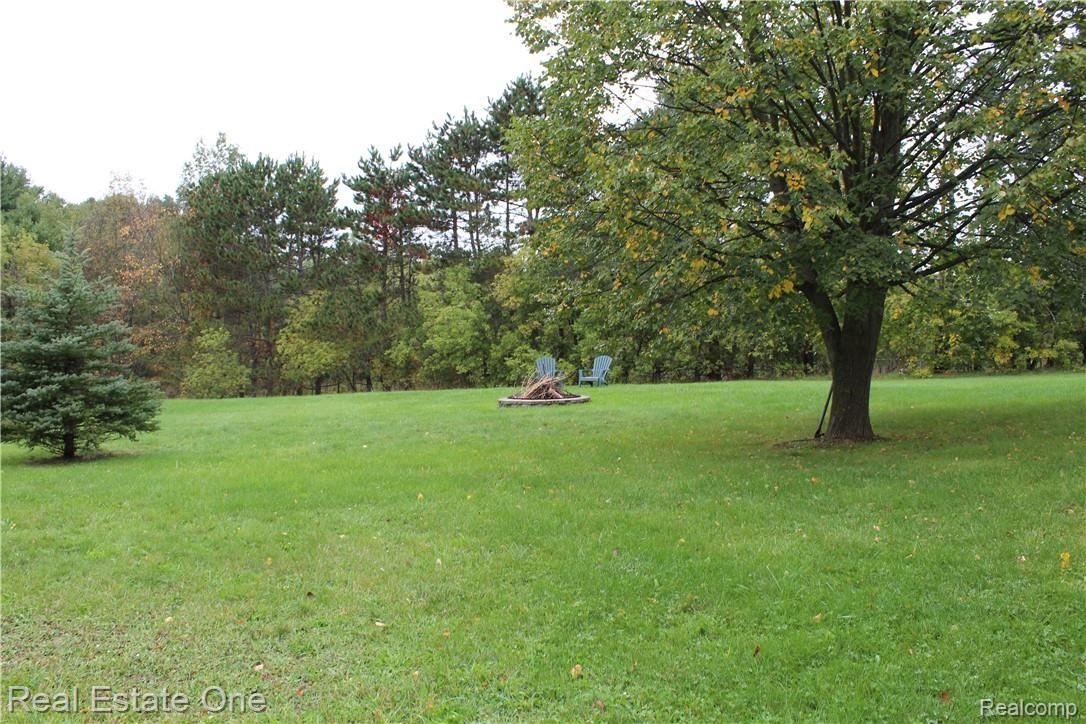 2389 Byron Road Howell, MI 48855 - Photo 64 of 70 IMG_0512.JPG