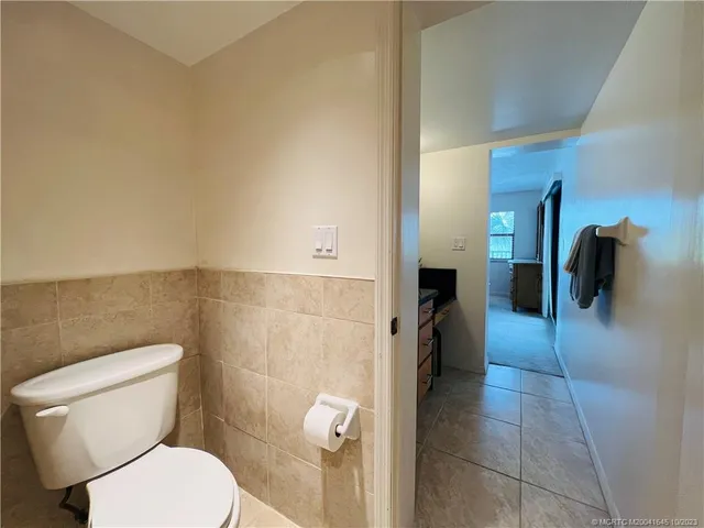 $2,400 | 10044 South Ocean Drive, Unit 308, Jensen Beach, FL 34957