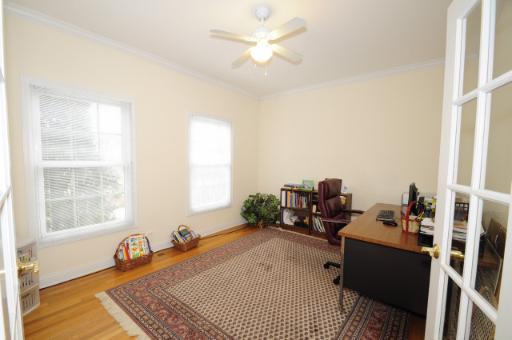 2706 Rondi Court Spring Grove, IL 60081 - Photo 8 of 14 a living room with furniture and a window