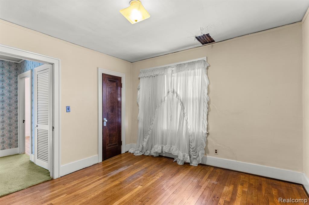 7722 Miller Road Dearborn, MI 48126 - Photo 16 of 23