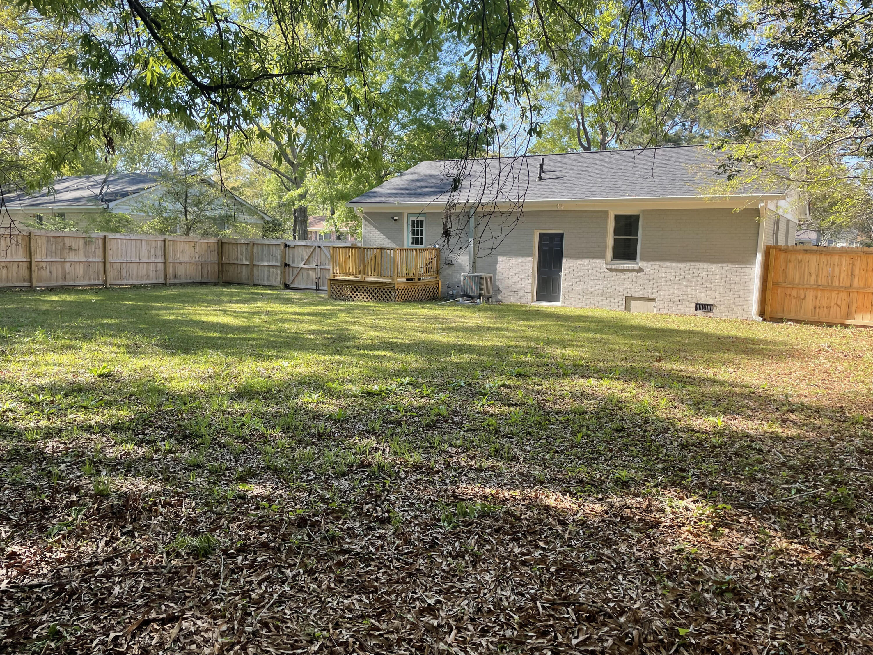 3307 Londonderry Road North Charleston, SC 29420 - Photo 10 of 11 Back 1