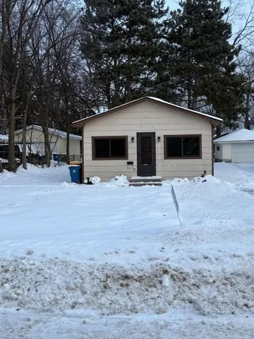 $224,900 | 2239 10th Street, White Bear Lake, MN 55110