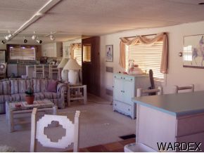 10067 Rio Vista Road Parker, AZ 85344 - Photo 3 of 10 a very nice looking room with many windows