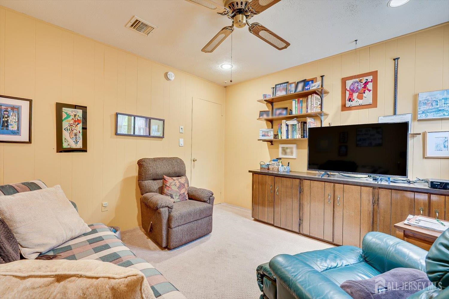 2 Eagle Road Edison, NJ 08820 - Photo 39 of 52
